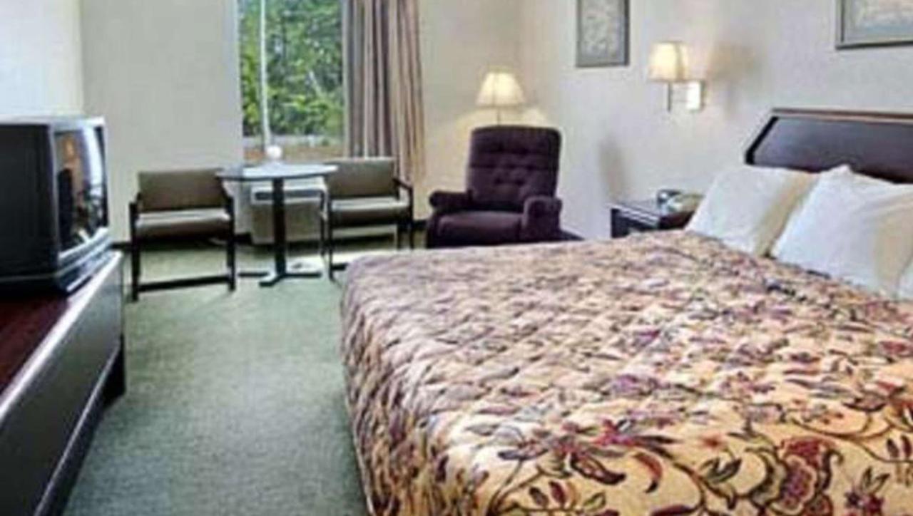 Gray Inn & Suites Екстер'єр фото